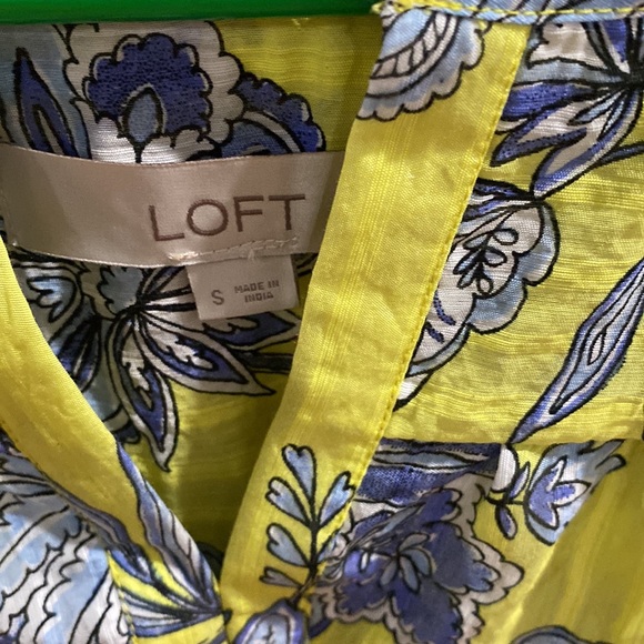 Loft Size Small Top - Picture 2 of 3